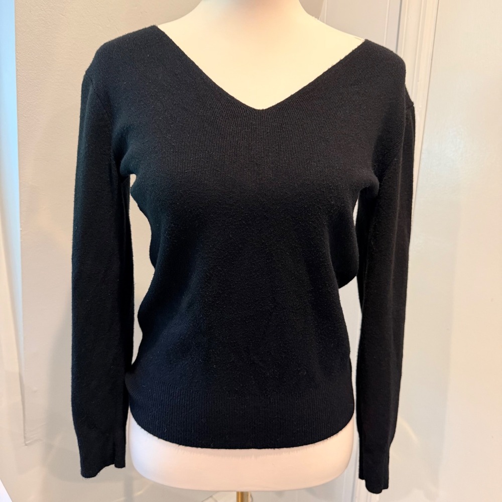 Philosophy Black V-Neck Long Sleeve Sweater Classic Knit Top | Small